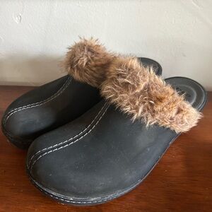 CROCS Cobbler Suede Leather Clogs